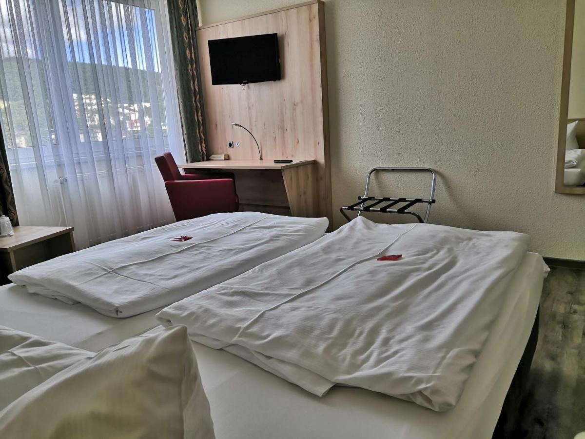 Ruegen-Hotel Sassnitz Zewnętrze zdjęcie