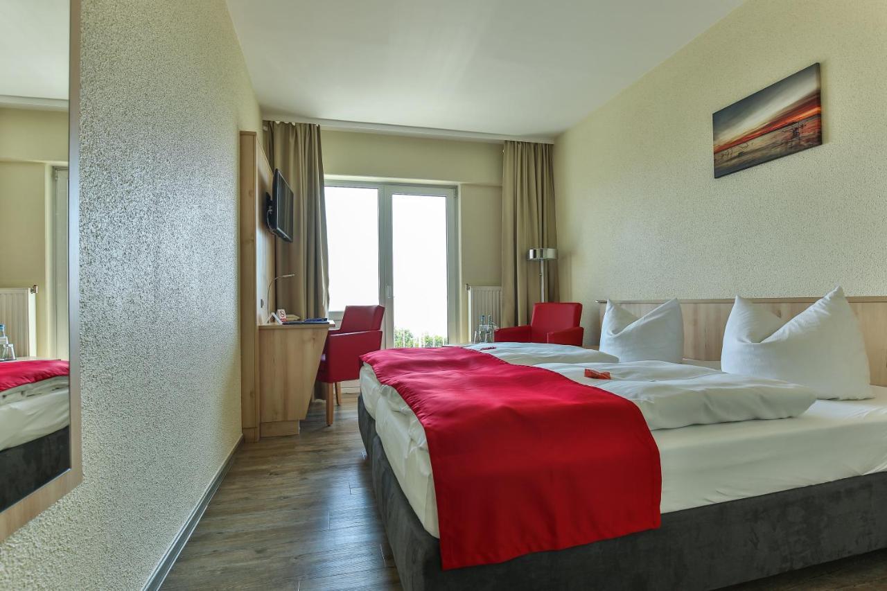 Ruegen-Hotel Sassnitz Zewnętrze zdjęcie